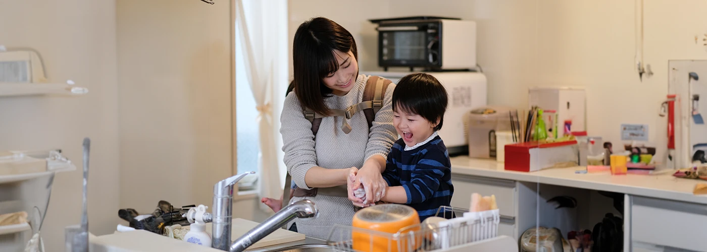 health-pulse-handwashing-children-banner